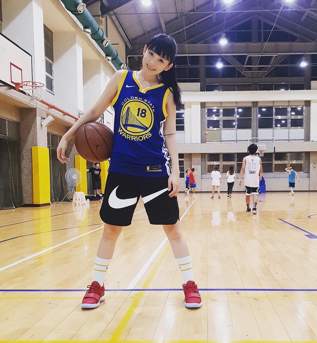  _
NBA終於快要開打了～～～ .
然後我的...