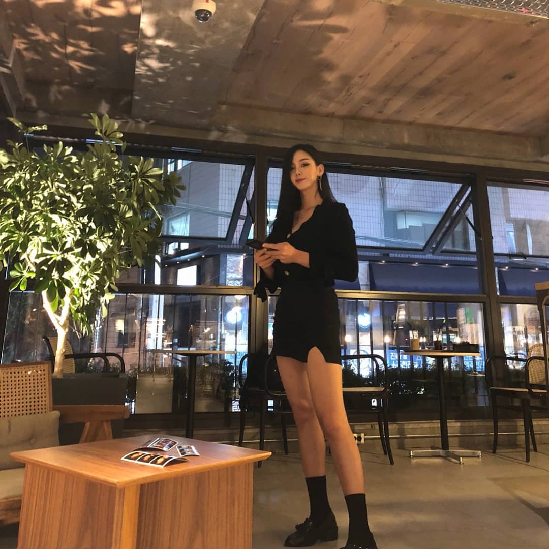  모초롬쉬눙날 언니를 만느서 데이트�...