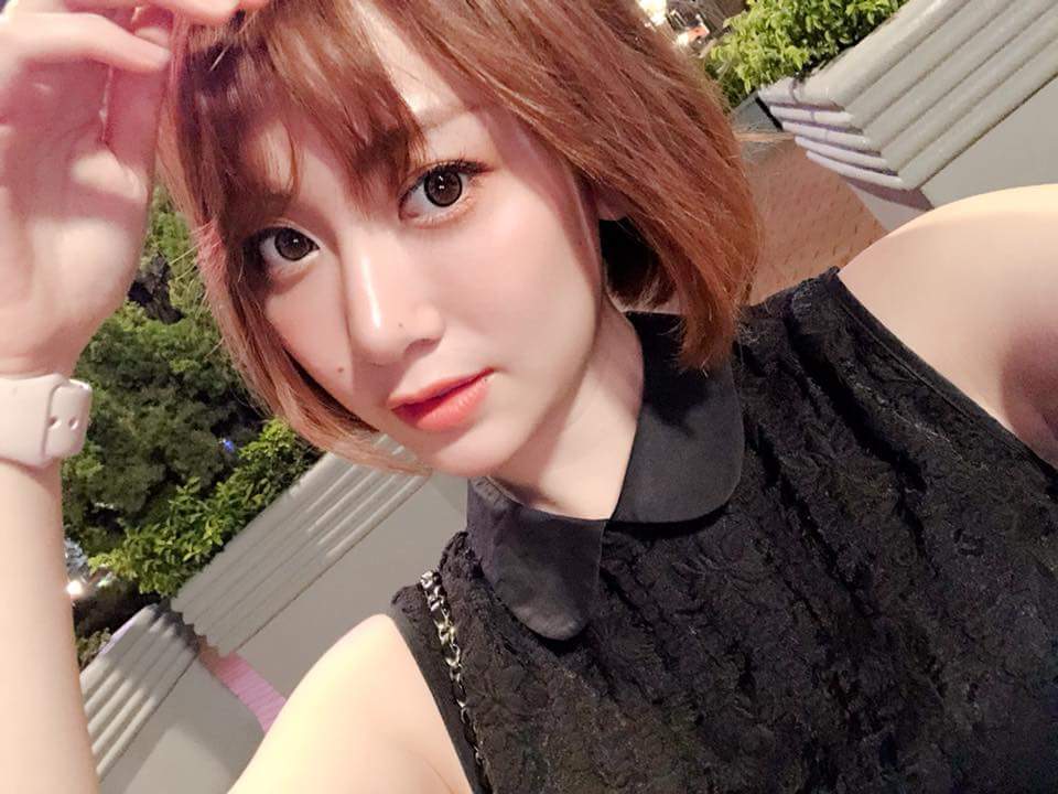  馬馬 Rose Ma今天在中環拍攝 一天一自�...