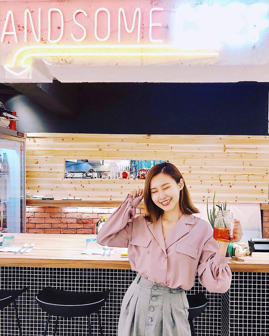  Vika6 分鐘前發佈 · Instagram · 公開 · �...