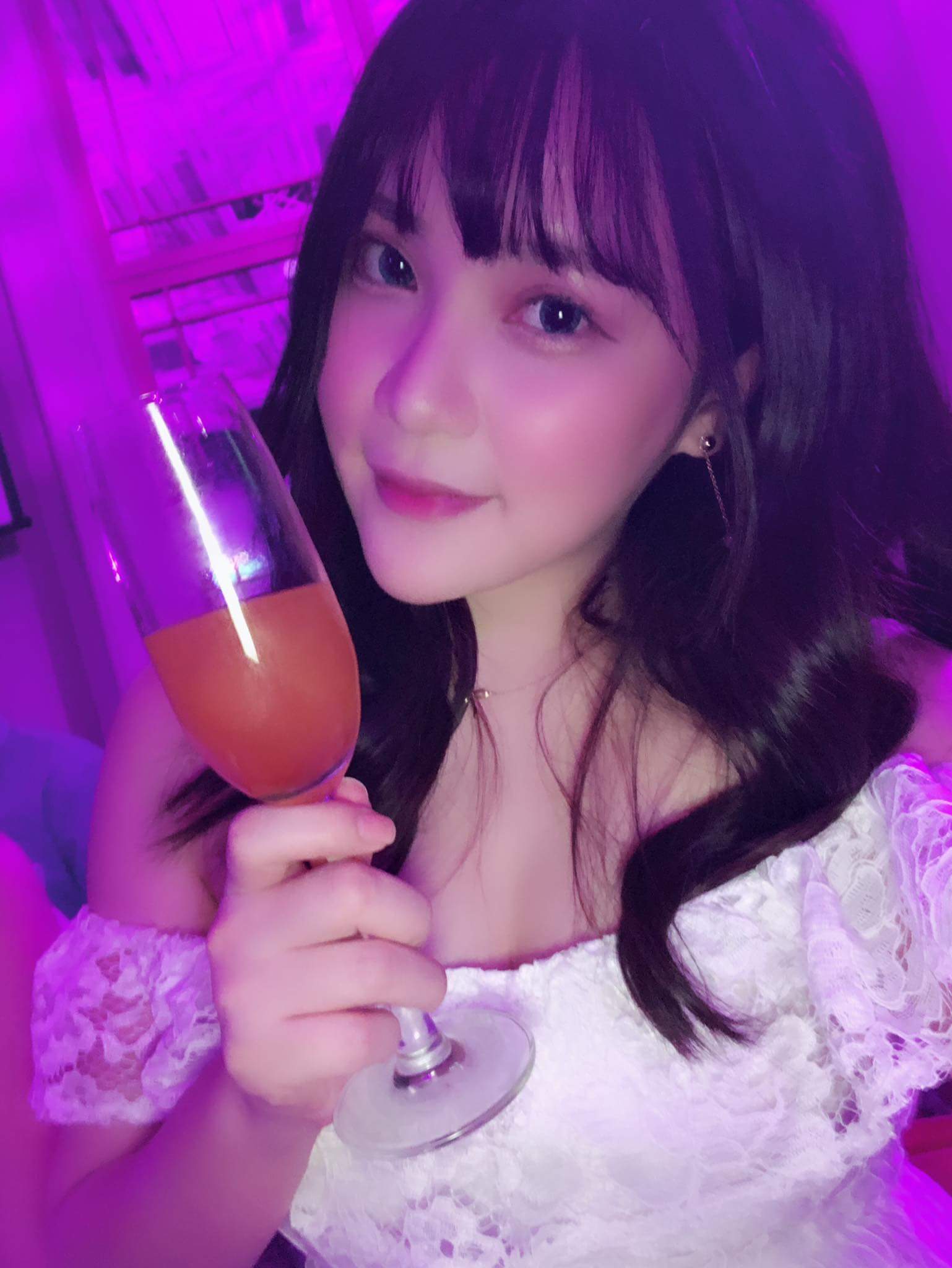  睿咩Rimmy喝一杯