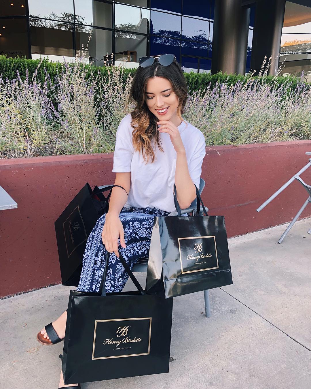  Every day is a great day with @honeybirdette 