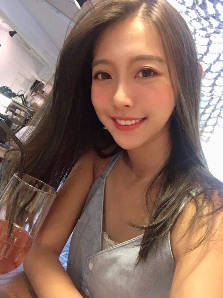  饒詩婕Jie新髮色～～  最近出門真的有...