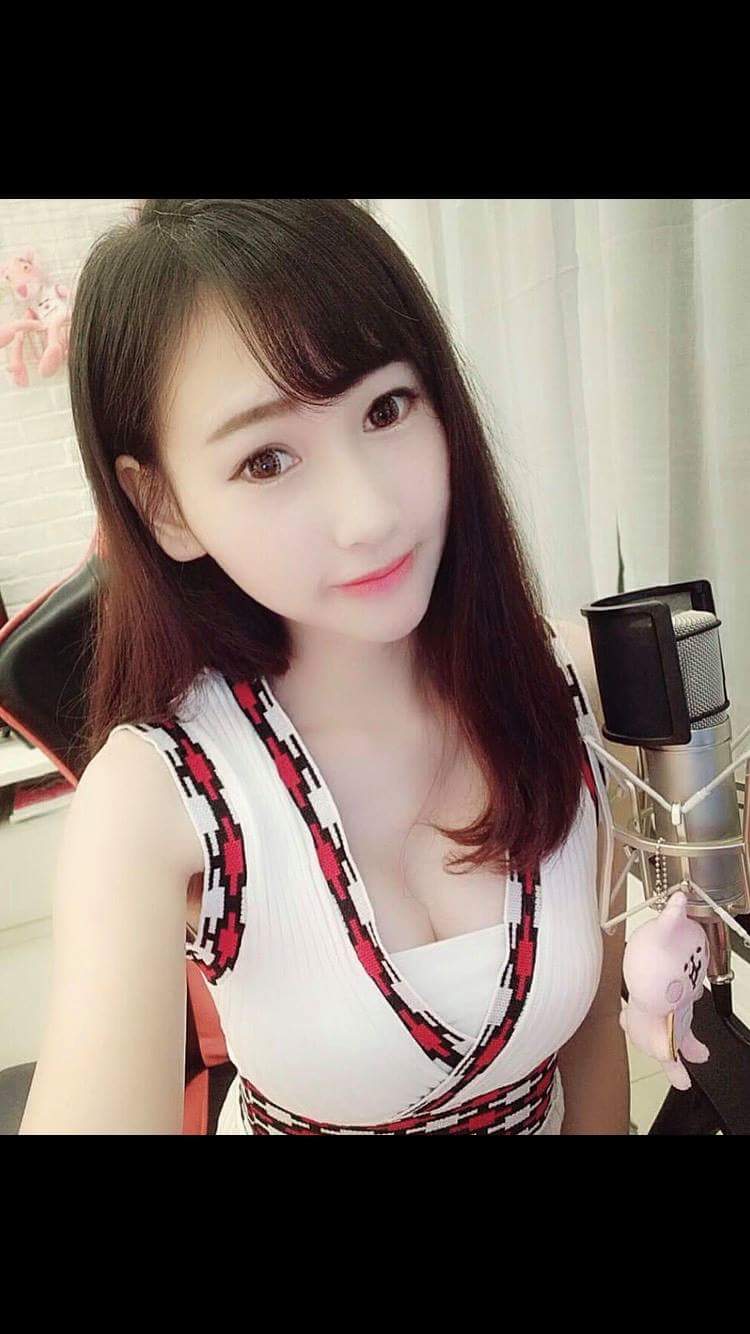  嚴琪琪琪琪10月團拍活動在這~~ 10/07(日...