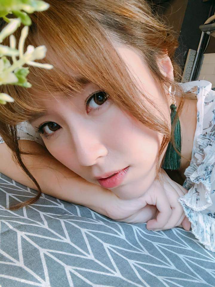  Miss Hunny本來想今晚出片， 但太多特效...