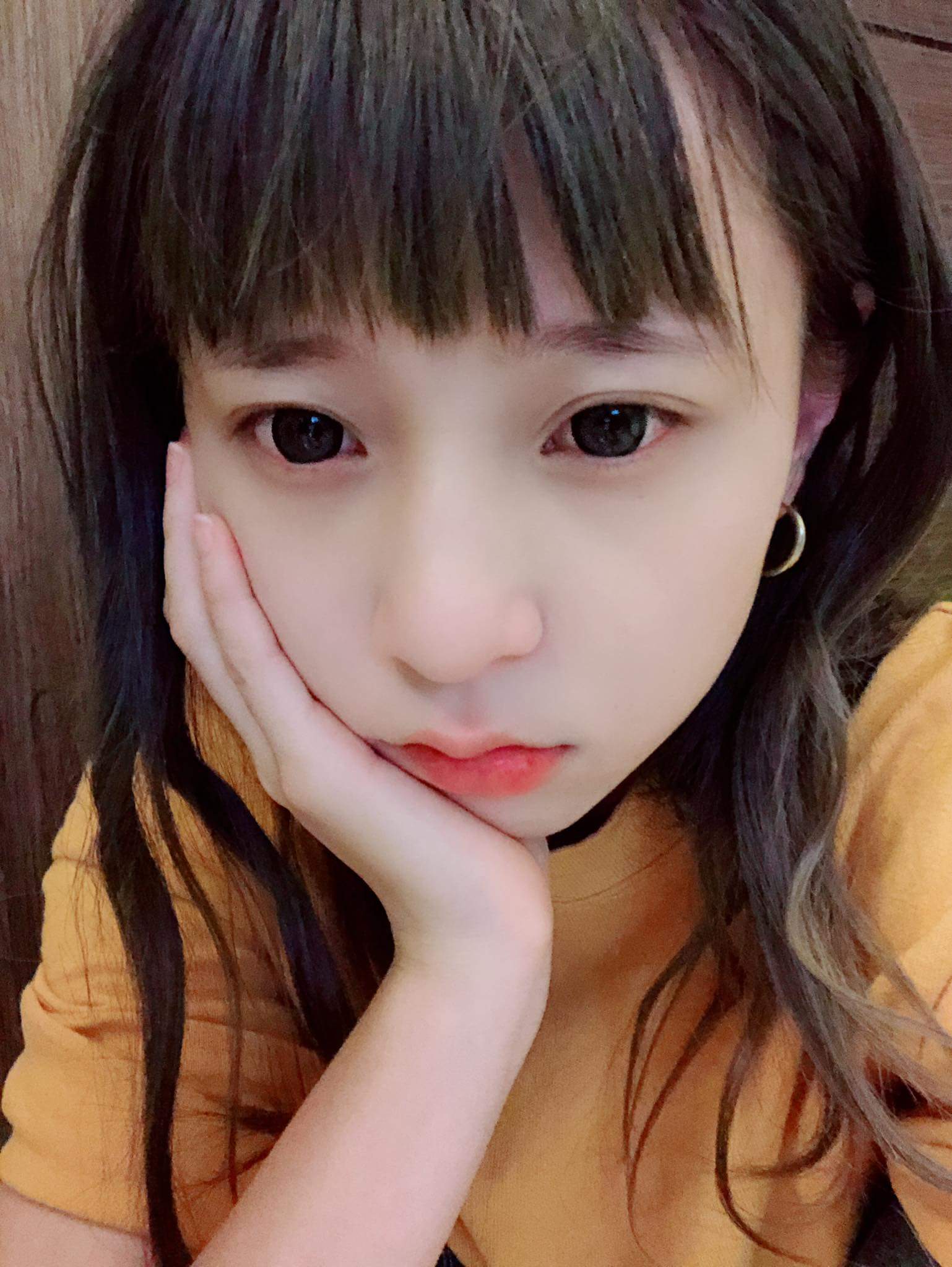  江佑真-本本（Alva）因為我不會畫眉毛...