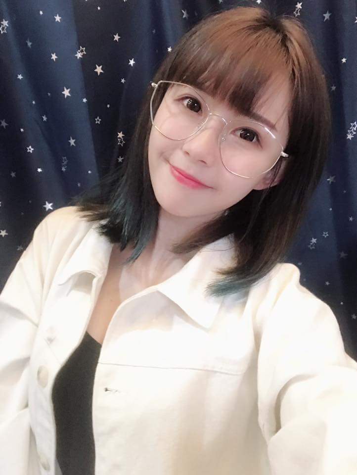  我是阿樂。哇....開始變冷啦！！！ 大...