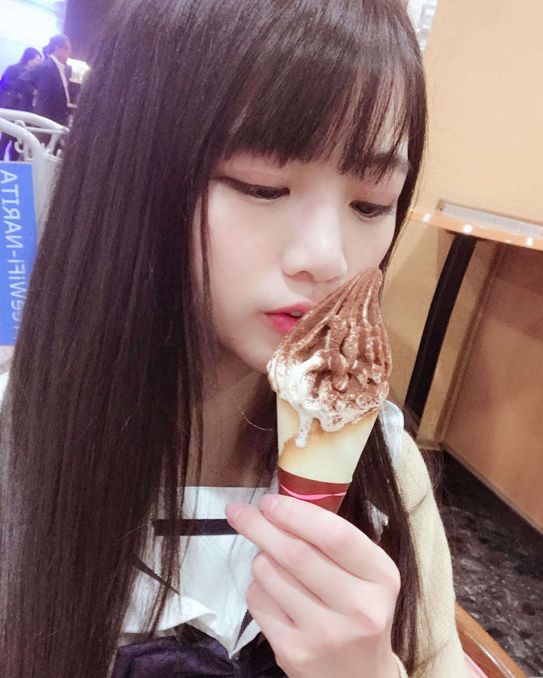  很冷 但還是要吃冰