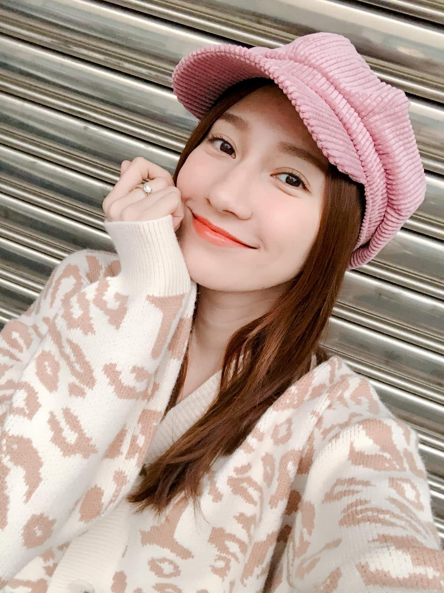  Jaline 葉羿君撥開黑壓壓的烏雲罩頂➡�...