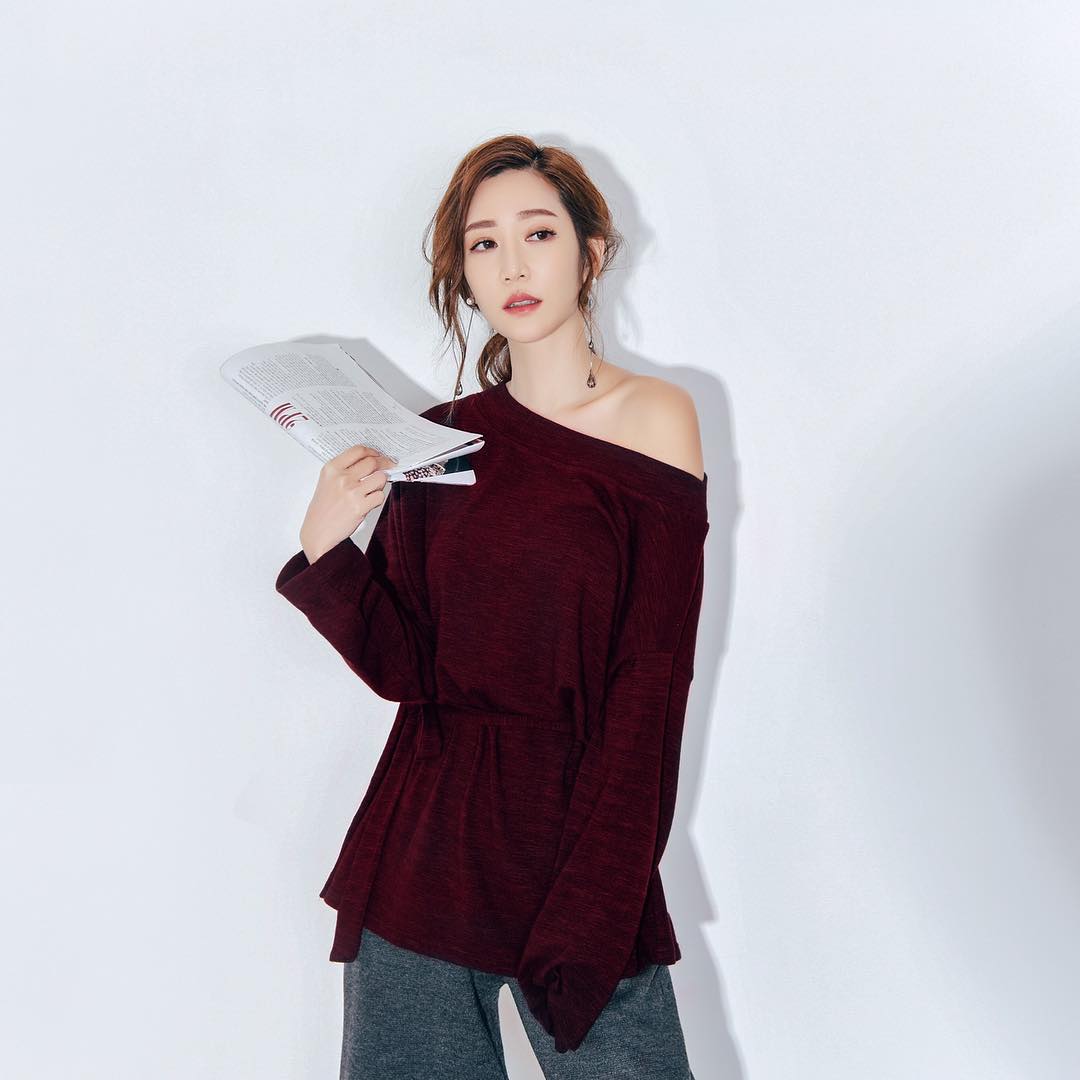  這週的新品你們還喜歡嗎？！❤️
#曾莞婷 #vickytseng #去看了嗎#期待明天見#秒殺商品已補貨