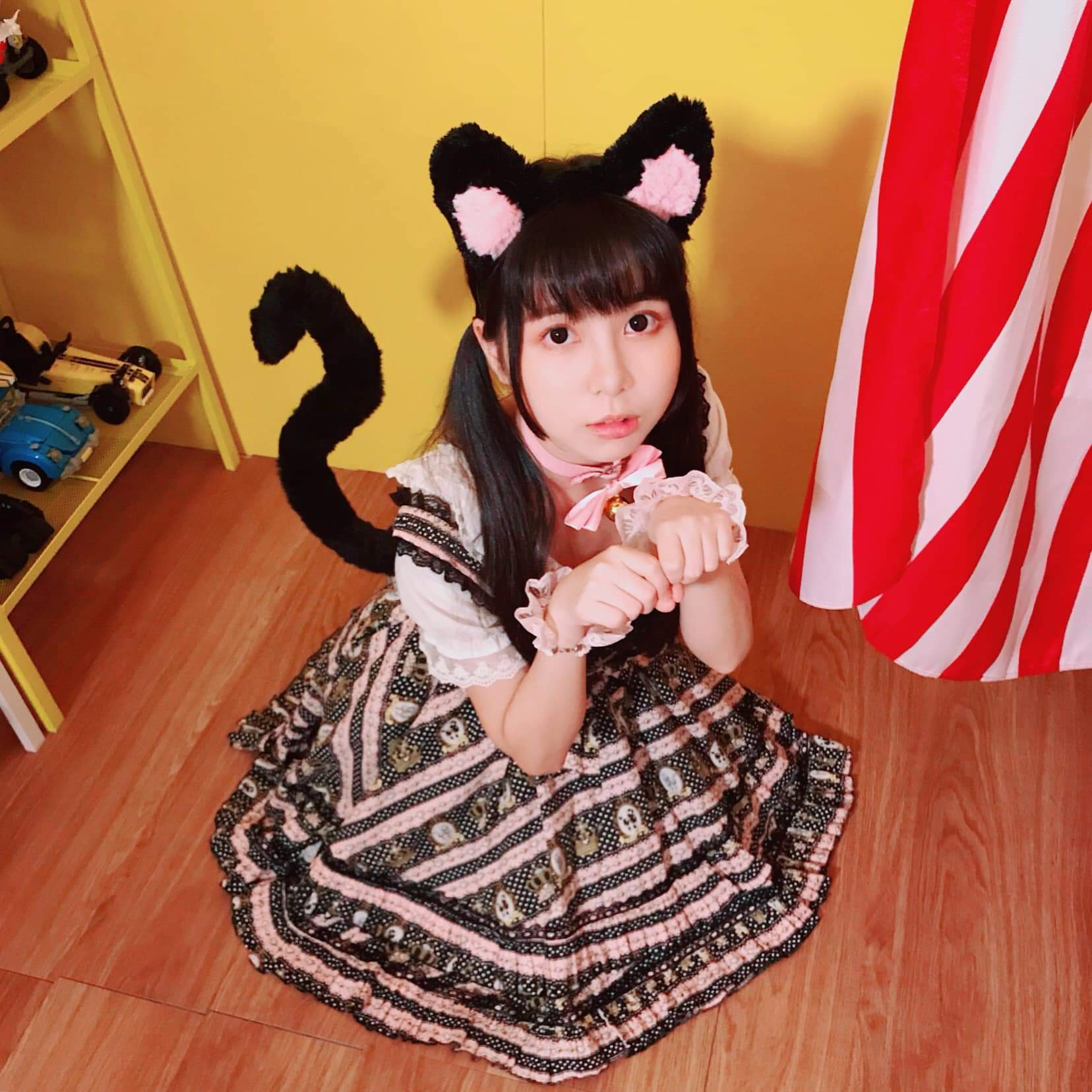  Tiny。微小的妳真人版尾巴