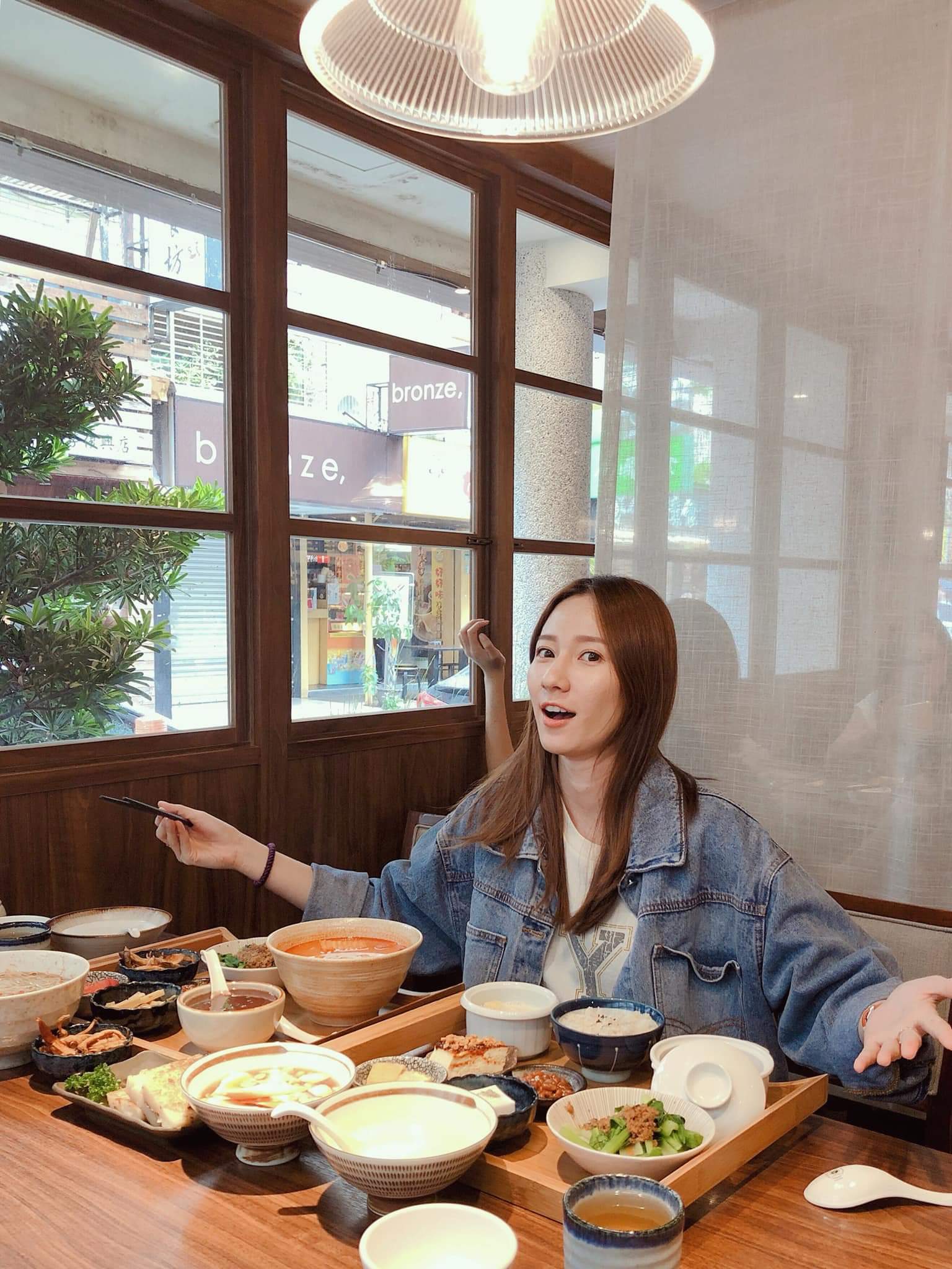  Jaline 葉羿君菜單上什麼都想吃⋯ 點到...