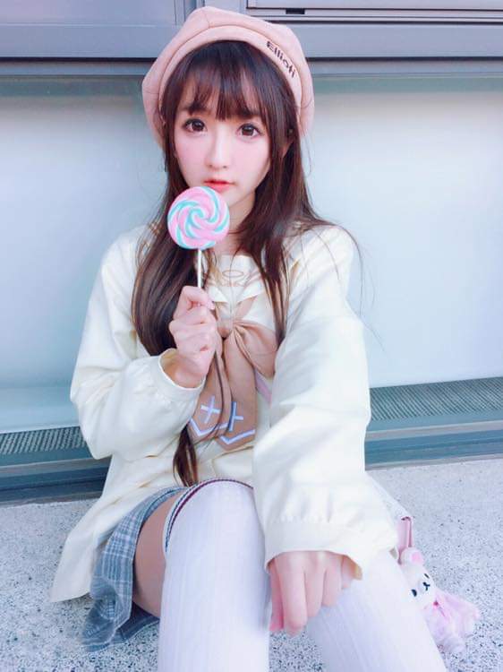  Dian.是點點啦安安1 小時前 · 公開 · �...