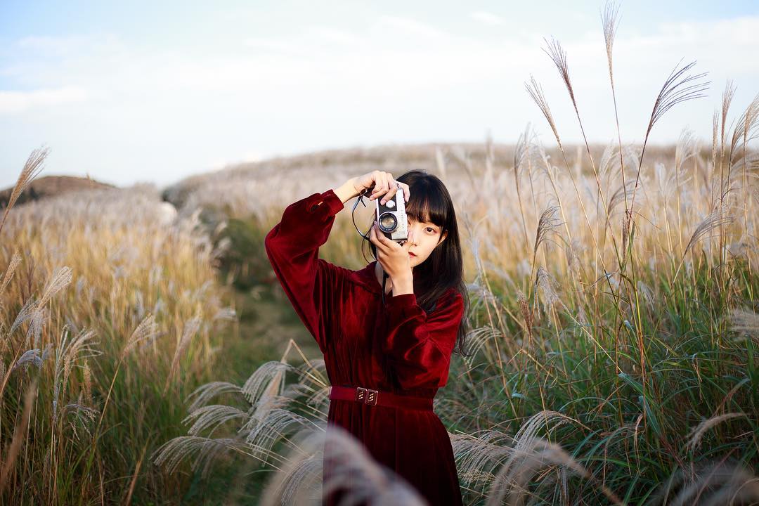  .
.
私の見る景色を全部あなたにも見せてあげたい。
.
.
photograph by @inu_mofuritai .
.
#portrait #photography #model  #instagood #instaphoto #japan #kyoto #Japanesegirl #ポートレート #ポートレートモデル  #関西モデル #被写体 #作品撮り #黒髪 #黒髪女子 #関西 #京都 #サロンモデル #カメラ女子 #カメラ好きな人と繋がりたい #ファインダー越しの私の世界 #写真好きな人と繋がりたい
