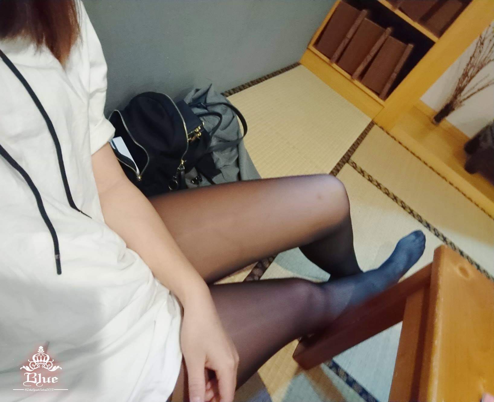  黑絲×膝上×絕領最高今天都在跟同事�...