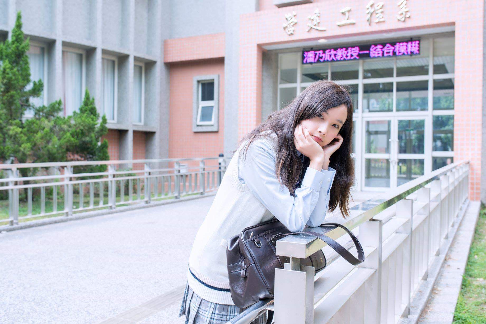  蔡小孟．T M H持續徵妹子拍照～ 時裝 �...