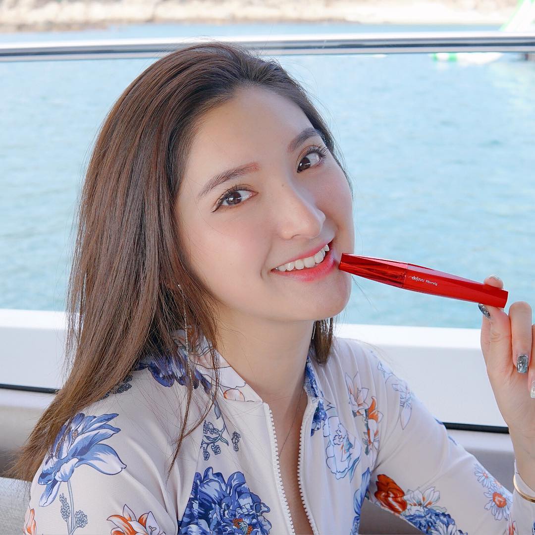  -
追求自然及乾淨眼妝的我