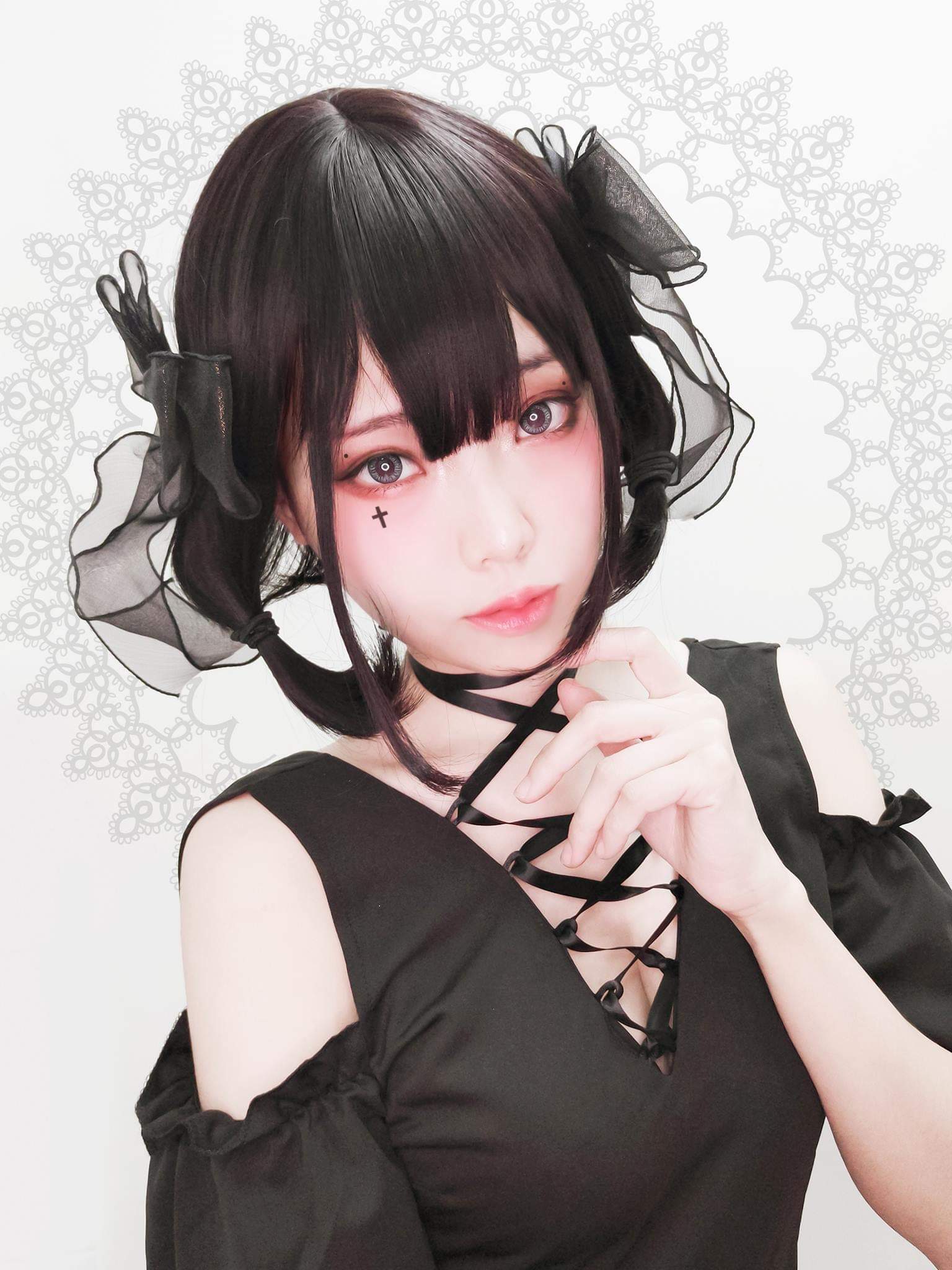  Ely Cosplay與 Yi Yi Lee10 分鐘前發佈 · 公�...