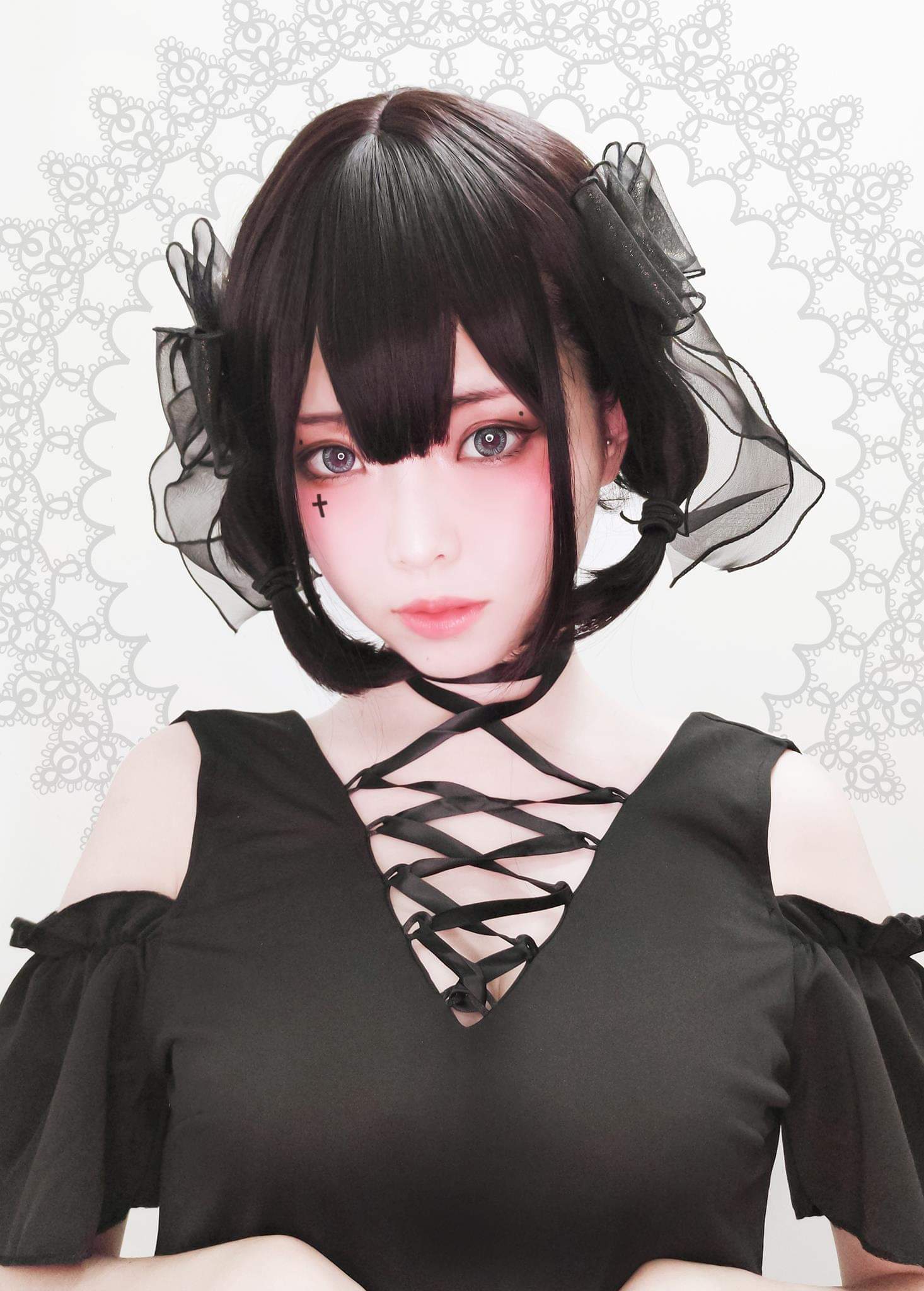  Ely Cosplay與 Yi Yi Lee10 分鐘前發佈 · 公�...