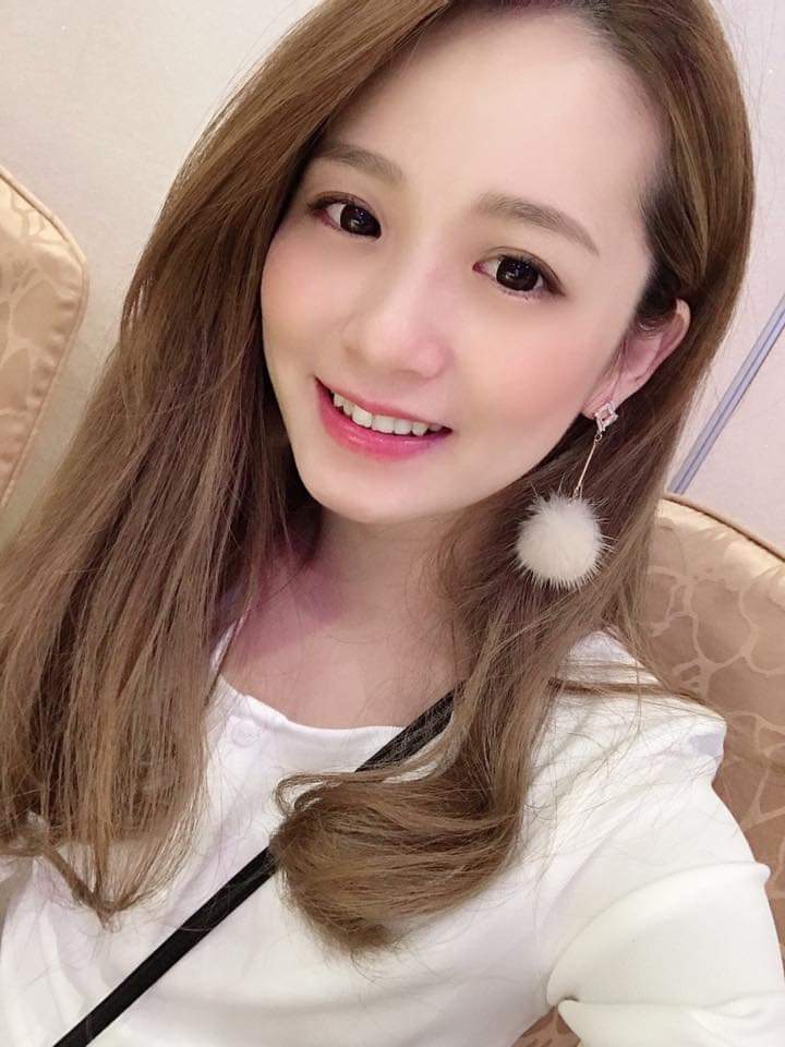  Fb網路美女分享區笑是最好的藥 Ig:https...