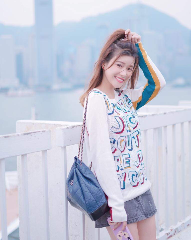  Reneebobo Li 李蔓瑩這天氣～ 舒服得讓人...