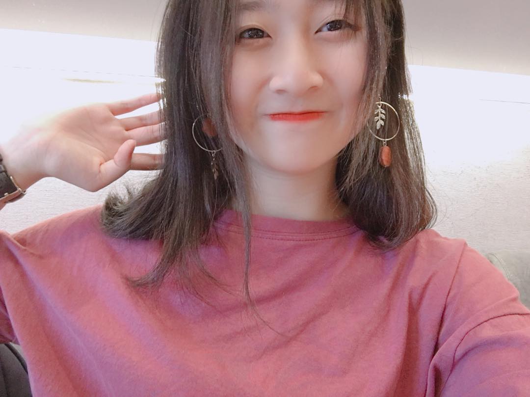  .
_.愛情？友情？  真是個可悲的存在