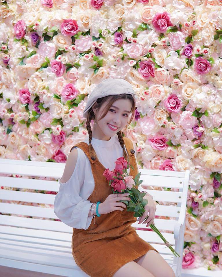  Reneebobo Li 李蔓瑩大叫： 我 好 想 去 �...