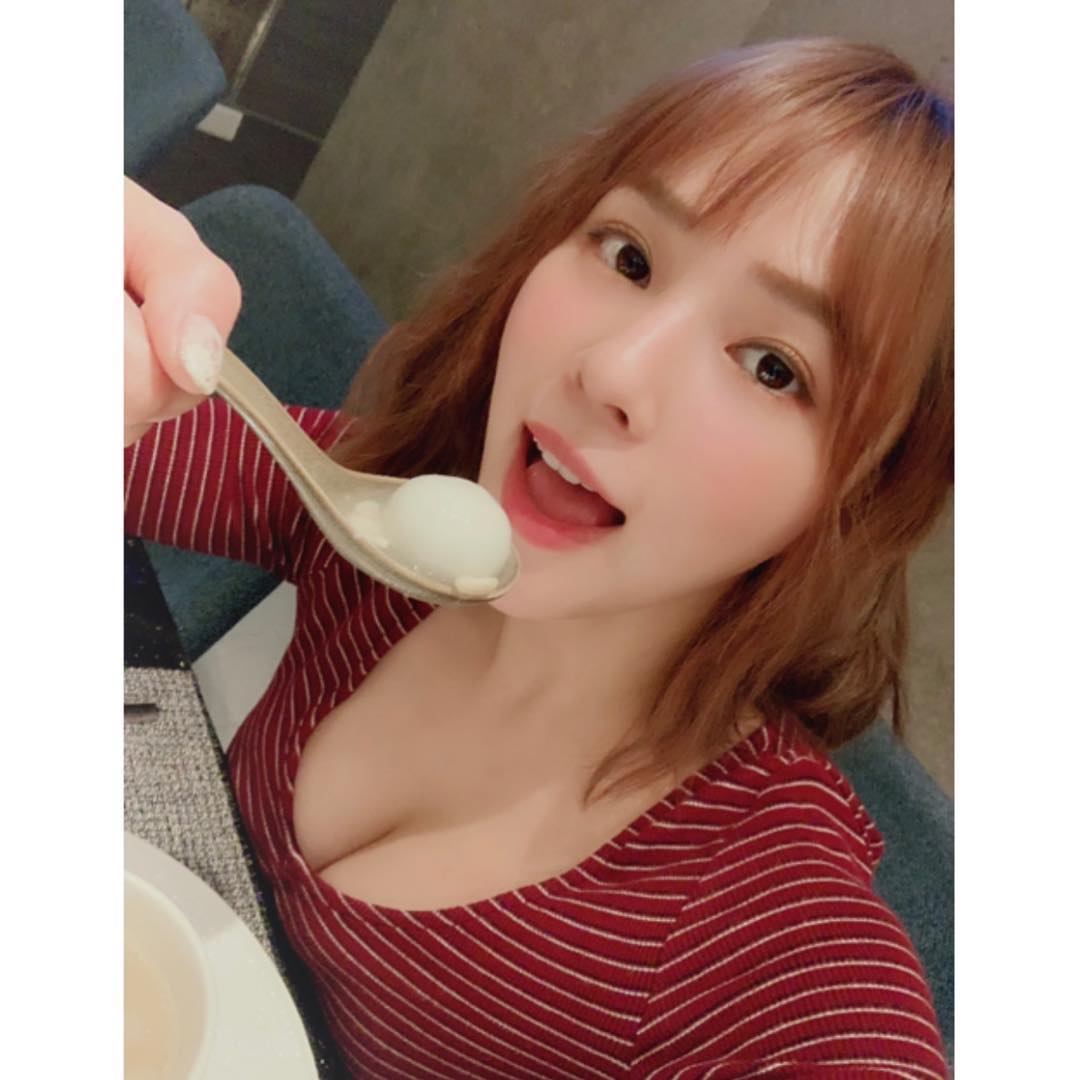  我跟 老大 @imjennycheng ㄧ起㊗️大家 冬...
