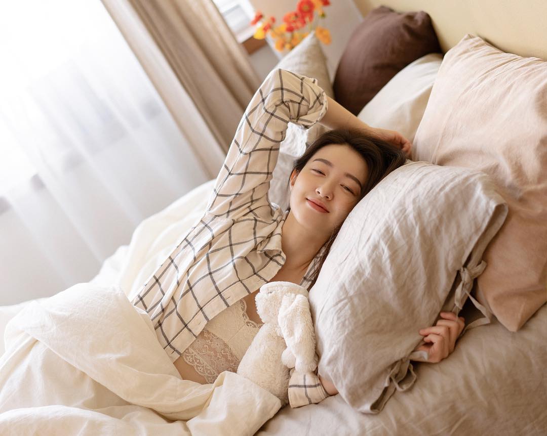  요즘 뭐만 하면 아픈건 나이가 들었다는 신호인가
밥도 못묵고 하루종일 누워있는중.. 