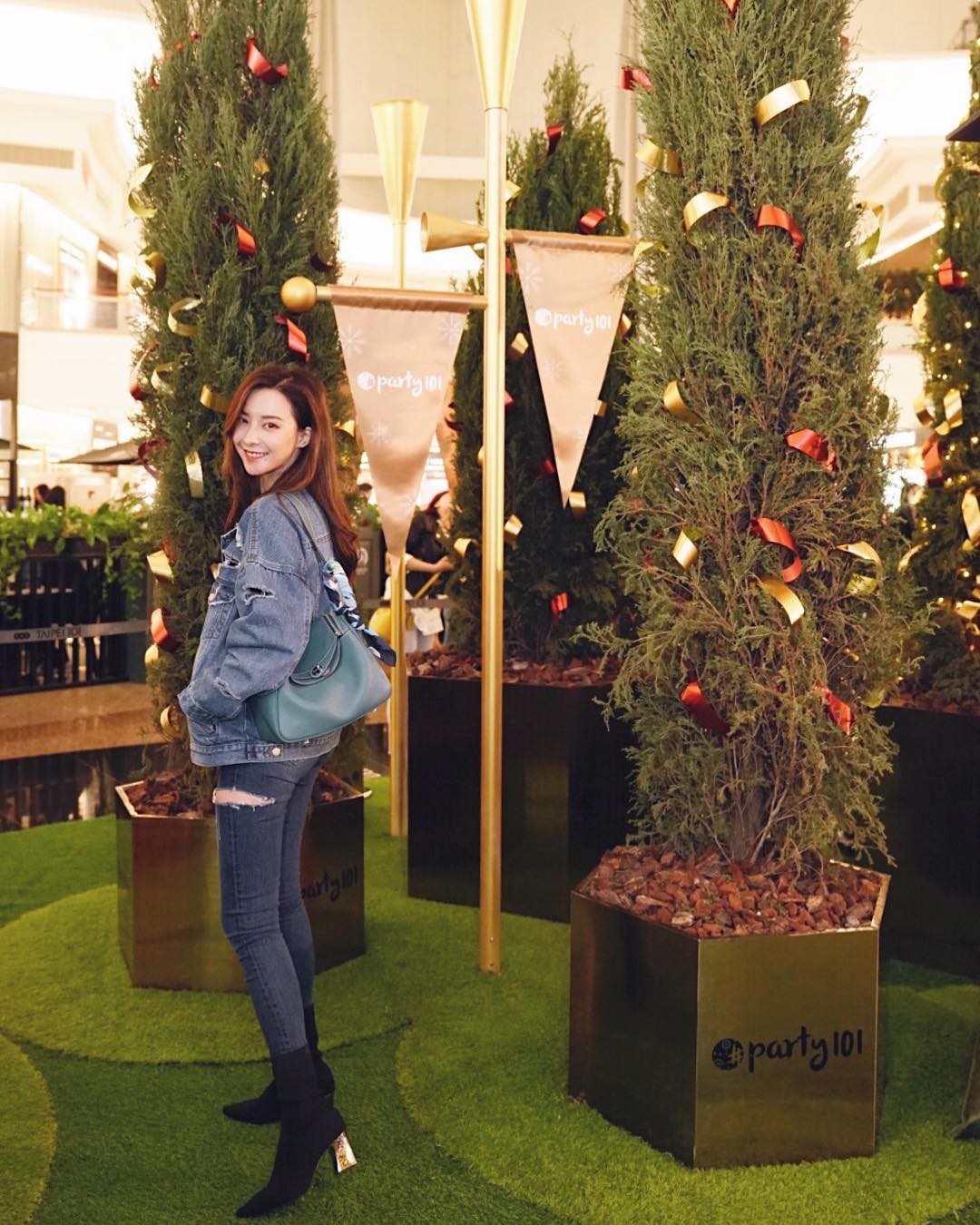  #party101
好吃好玩又好拍，坐在椅子上�...