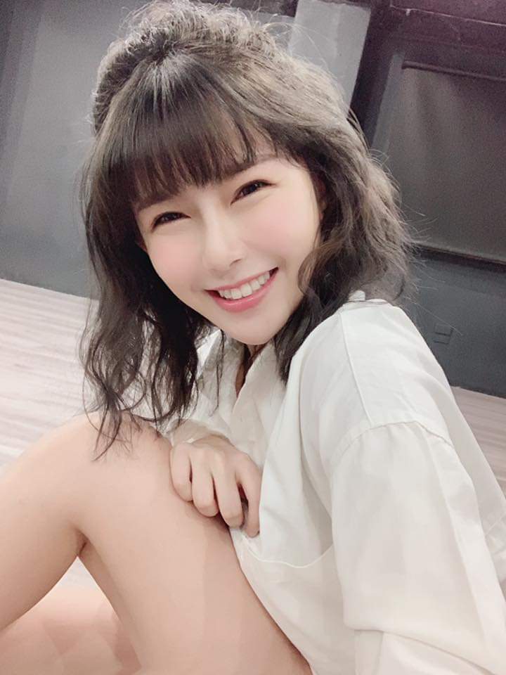  我是阿樂。欸嘿 明天就要表演了～ 算...