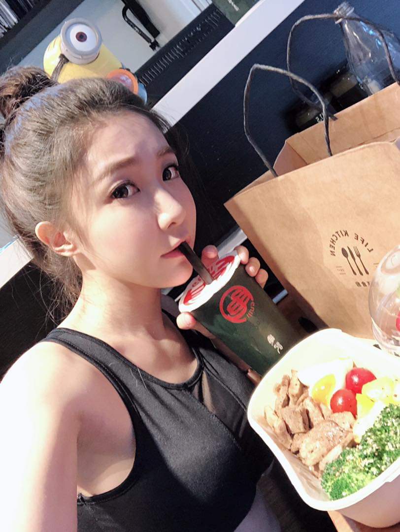  Irene 小頭運動是爲了喝更多飲料 偷渡�...