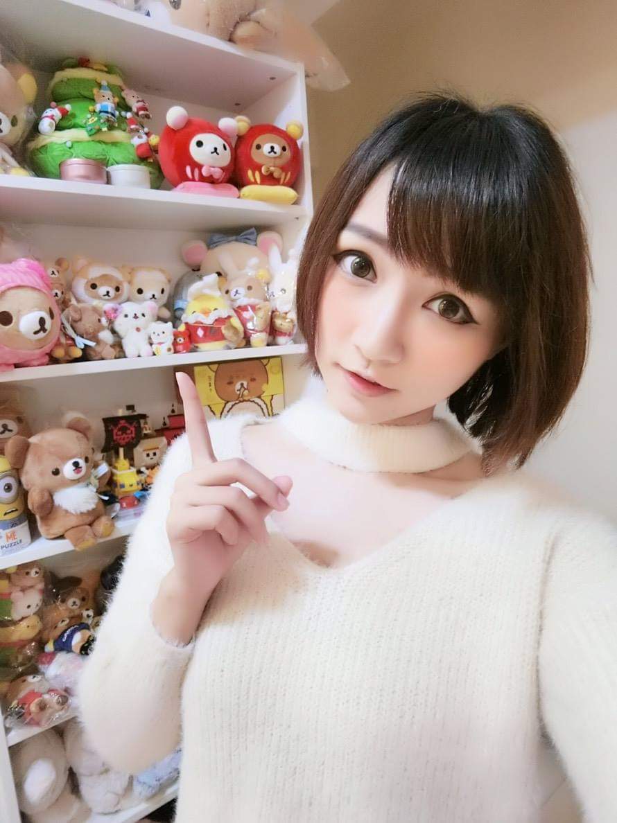  林虹伶〃Hongling Lin買了新櫃子 一下子�...