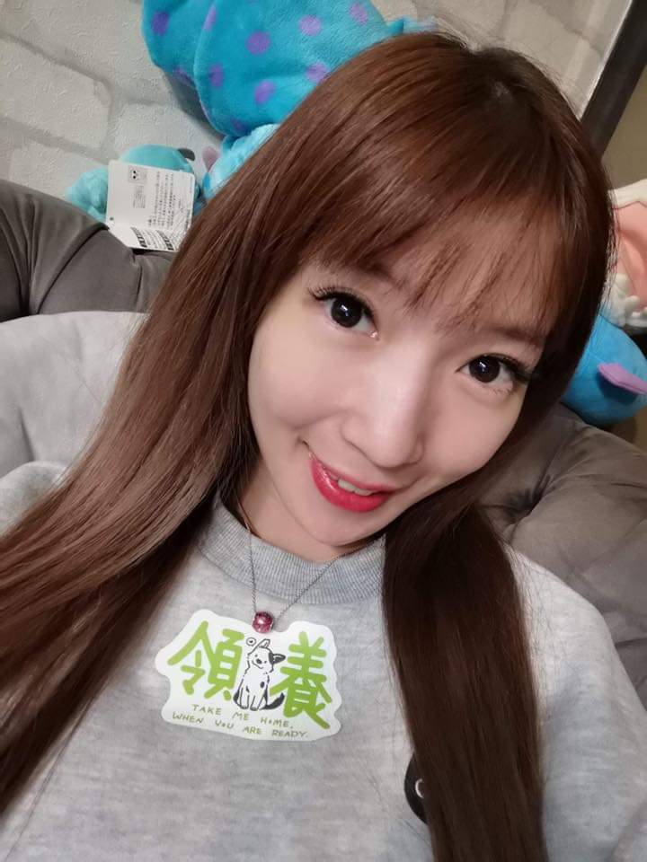  芳小如阿如挖到寶了！！！ 愛上接睫�...