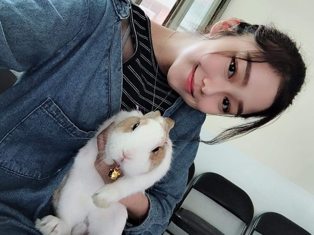  金莎Mimi 陳蘊予後天全家要出國馬來西...