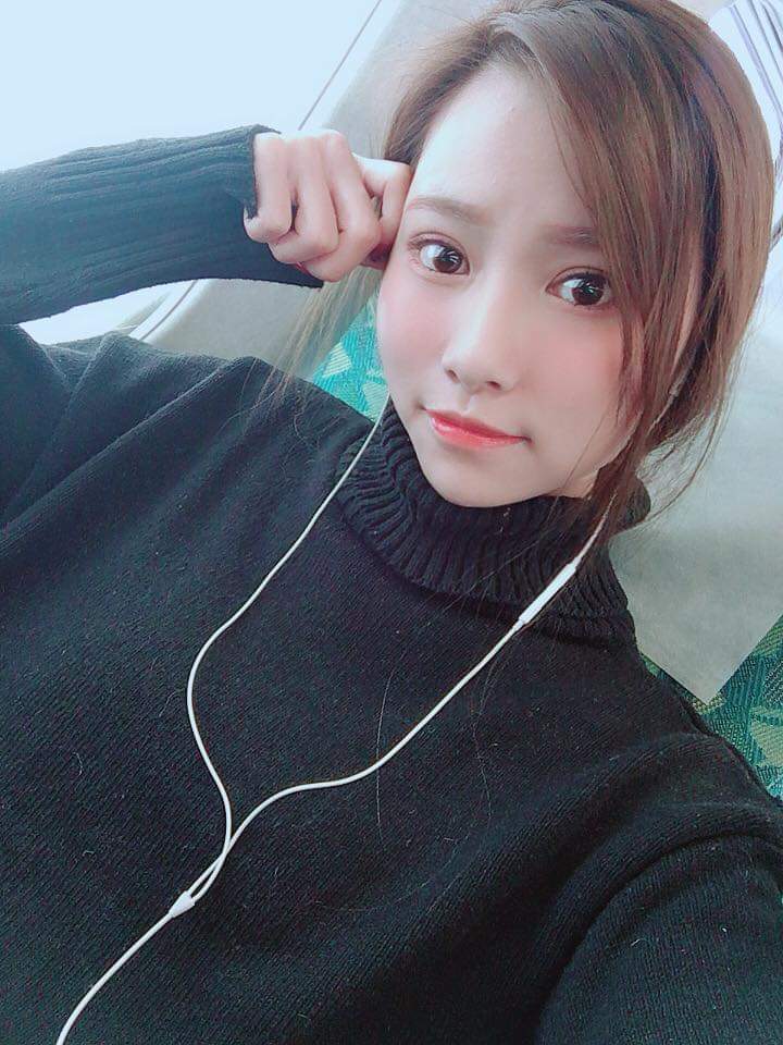  小潔_Mina這時候發文... 是想測試誰還�...