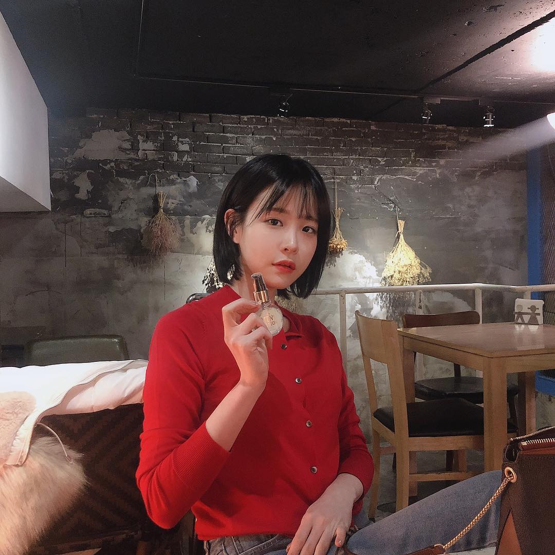  아침부터 밤까지 지속되는 깔끔하고 산뜻한 느낌의 바디홀릭 미스트 ✨ 뿌려본 사람들은 모두 구매하겠다고 하네요 히히