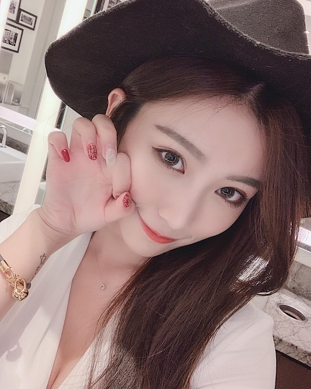  2月的美甲