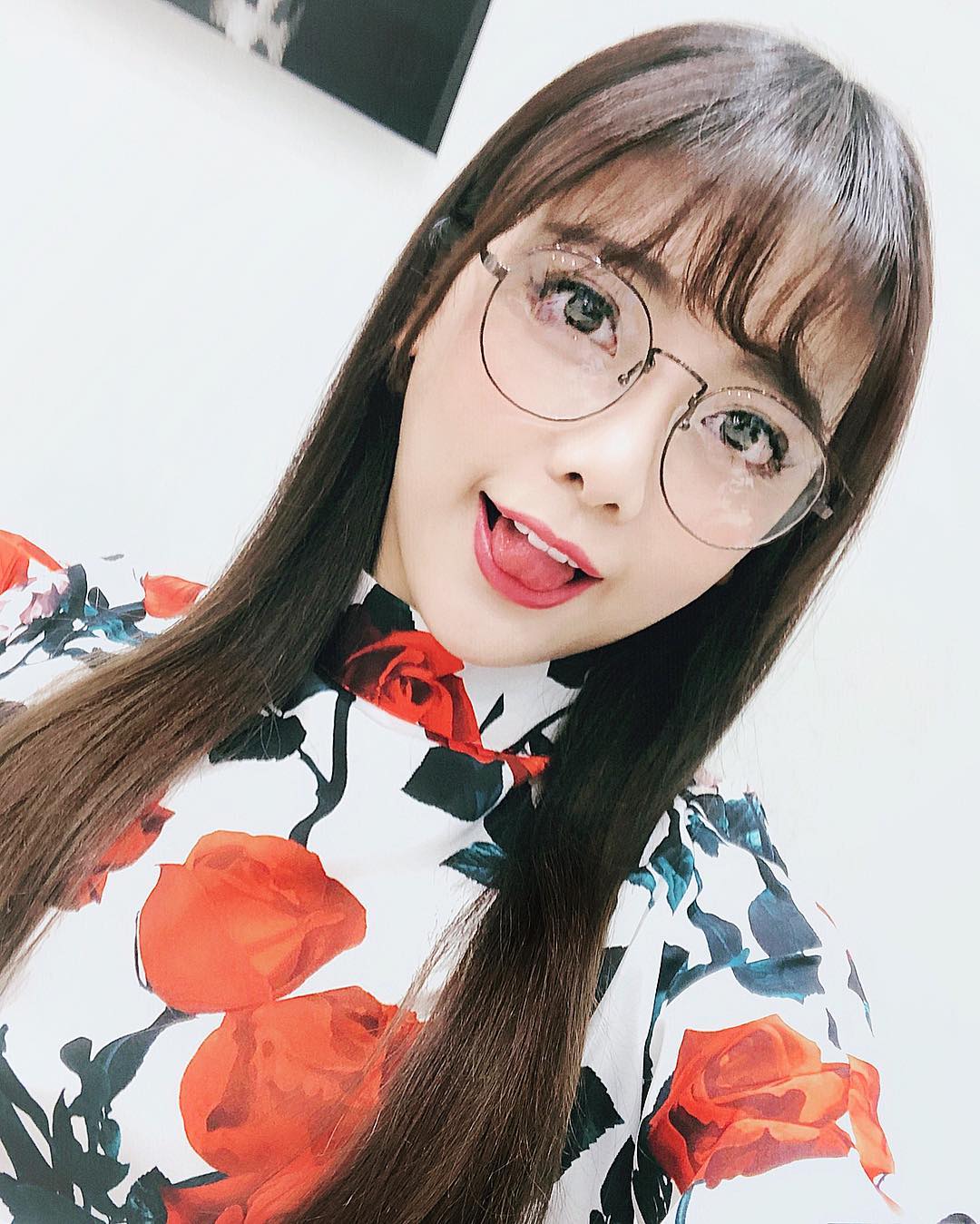  眼鏡娘