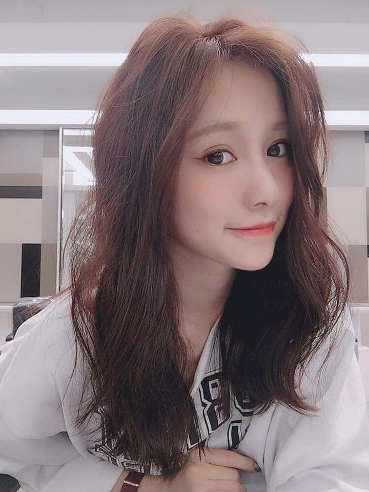  小潔_Mina久違的中短髮❤️ 好喜歡唷�...