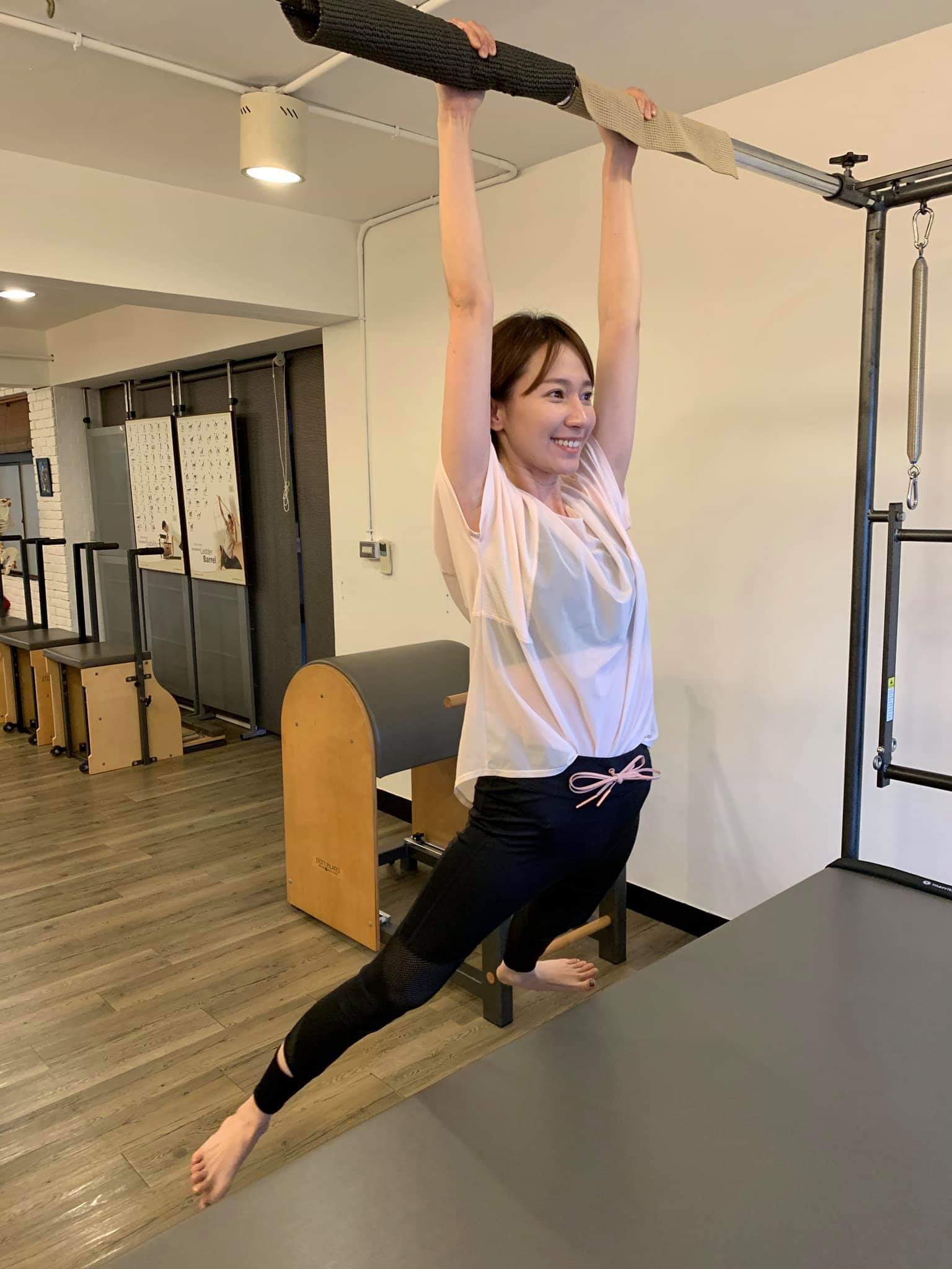 Jaline 葉羿君看我的僵笑就知道⋯這動�...