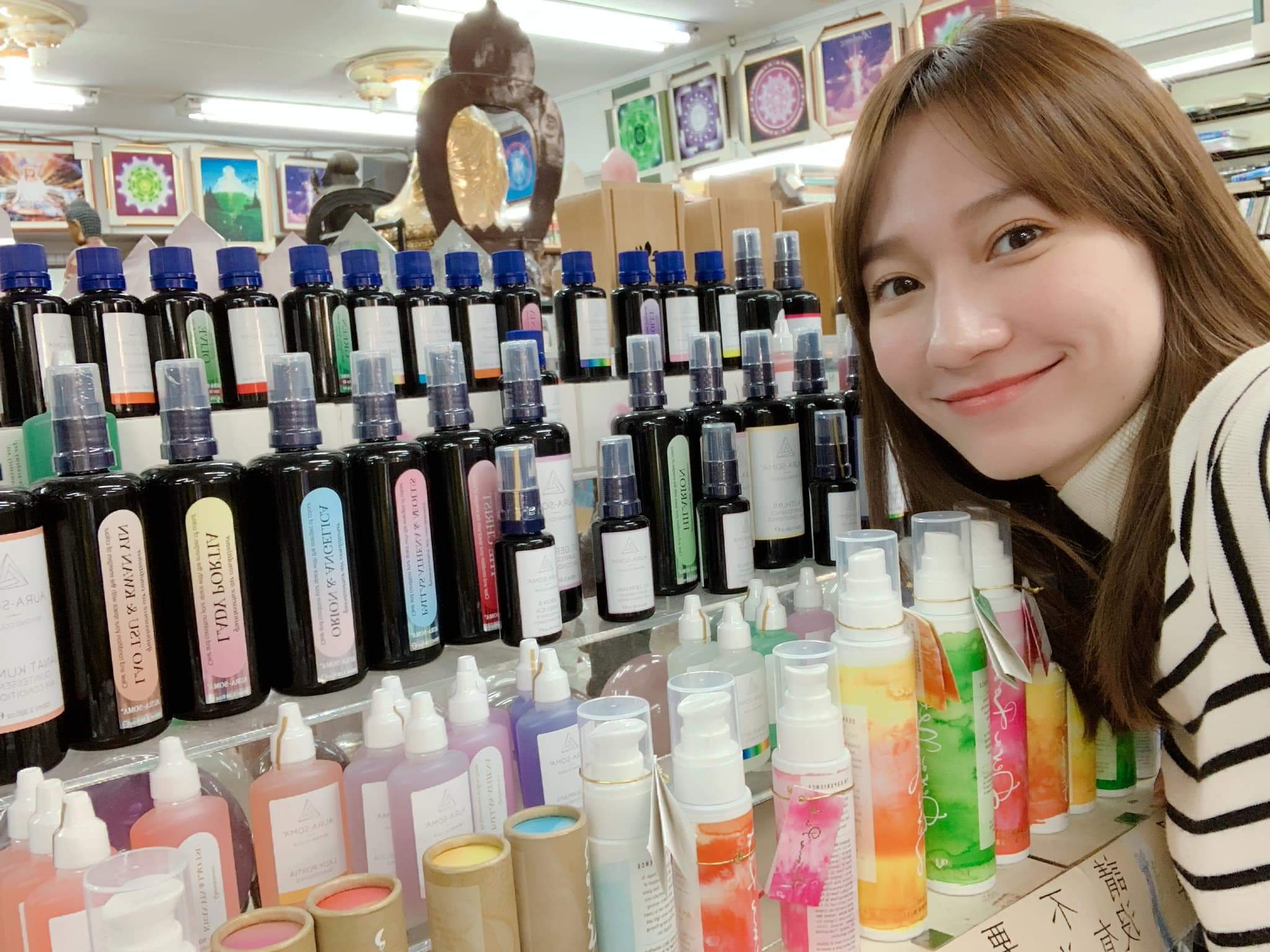  Jaline 葉羿君從小就幻想能當個女巫的�...