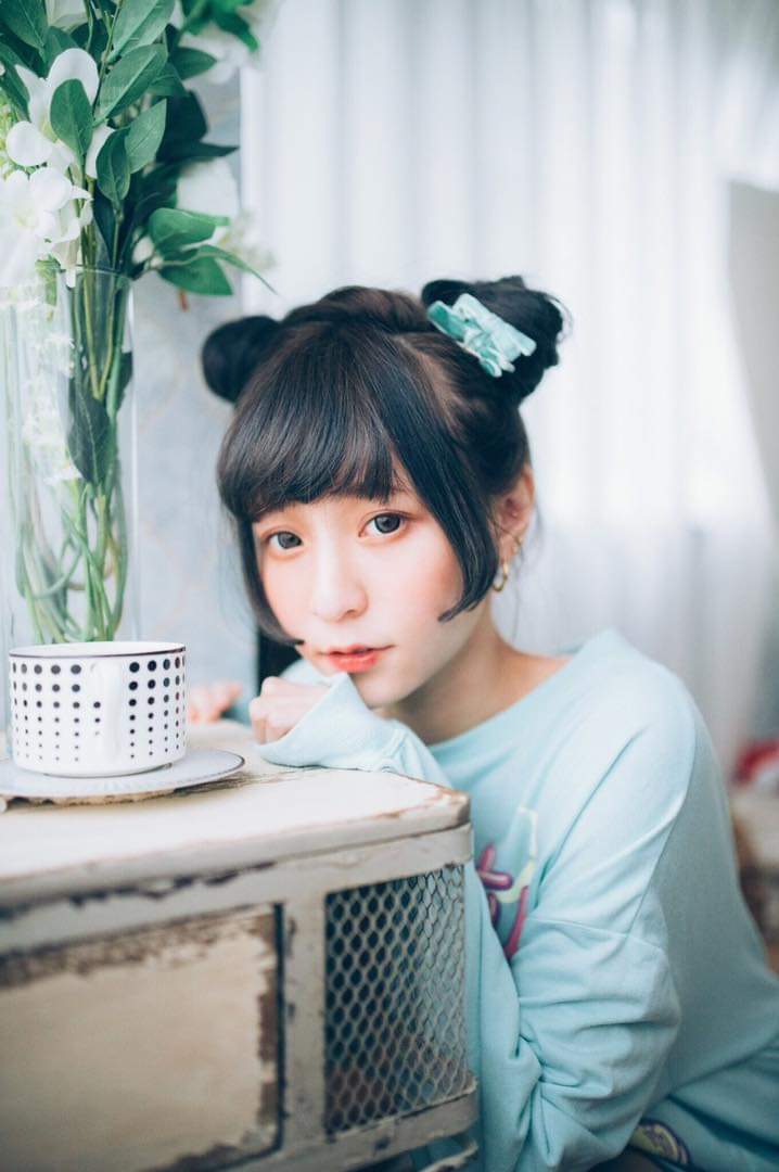 江佑真-本本（Alva）哇！我们的b站开�...
