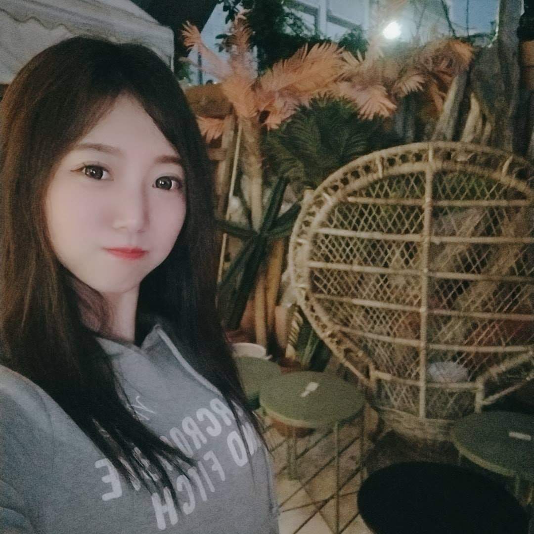  Christina Nana還有誰還沒買寫真的！