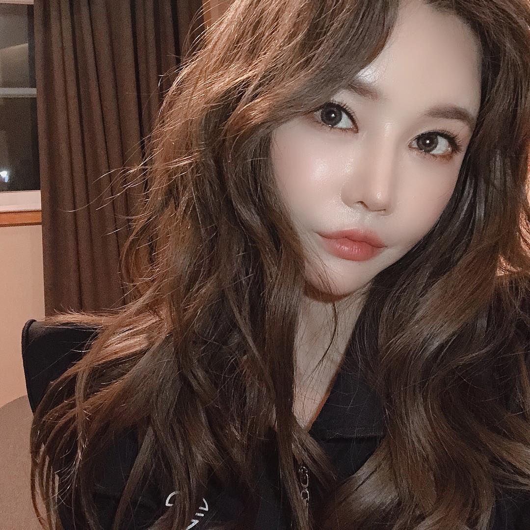  이제 하루남았다 #모터쇼
다들힘내