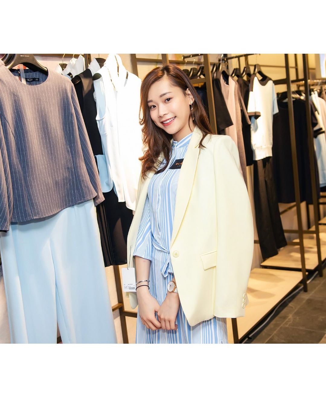  Wow~~
G2000全港首間7000呎既「BLAACK by G200...
