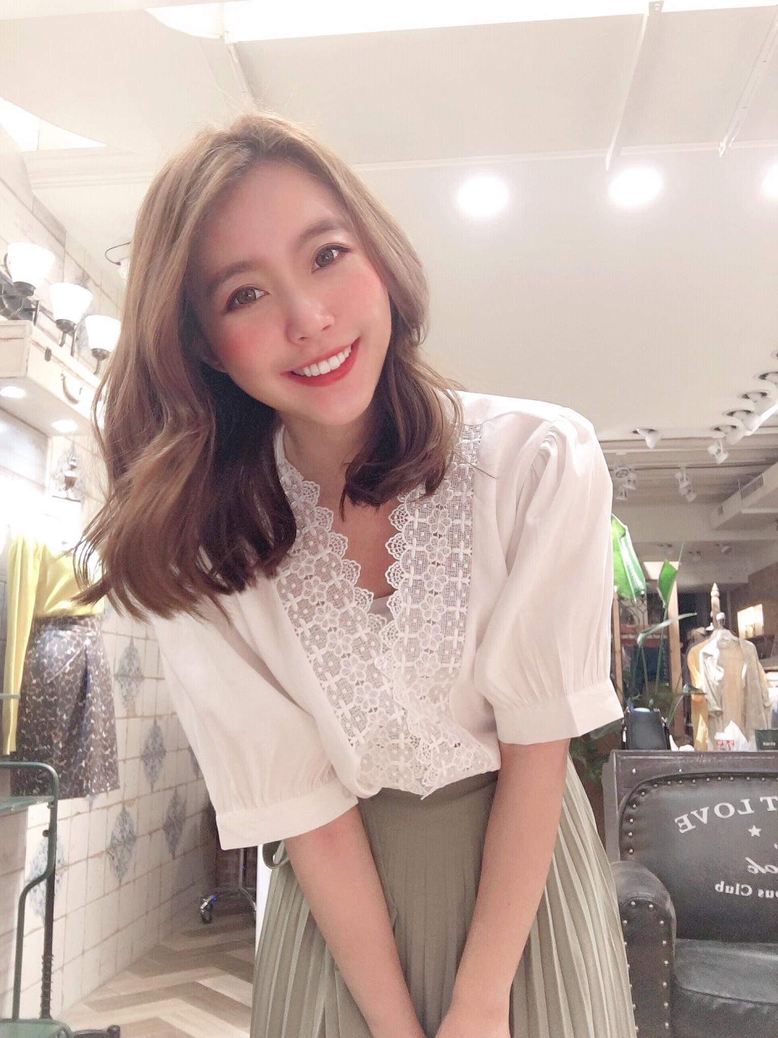  饒詩婕Jie待會20:30 在 ZOEzoe 直播喔～～...