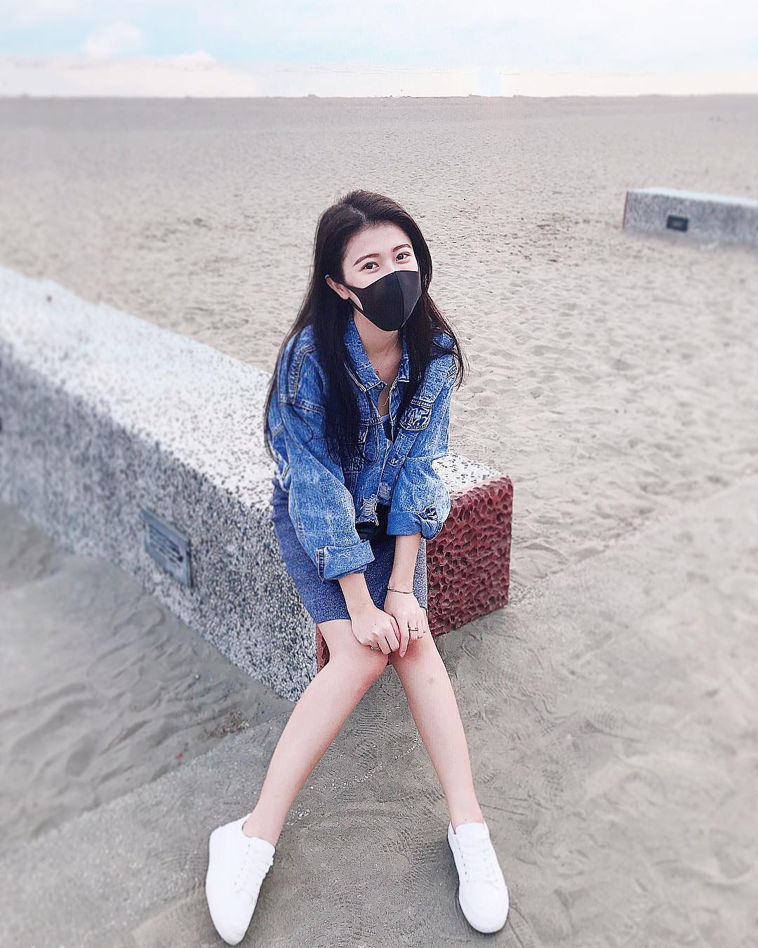  趁著連假結束，帶媽媽出門走走。 -

家是世界上唯一隱藏人類缺點與失敗的地方，它同時也蘊藏著甜蜜的愛。
#蕭伯納  #台南 #關夕平台