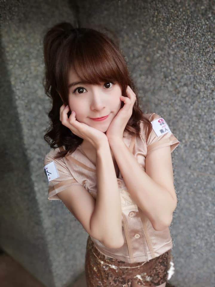  Candy 孟潔晚安