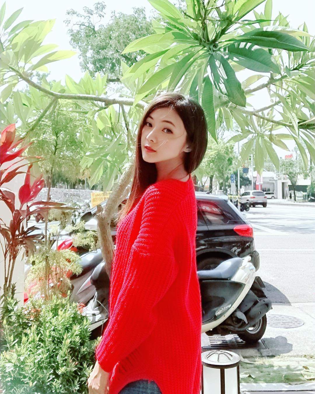  Liana 妍黎午安 工作ing 一起加油 IG:.cc/b...